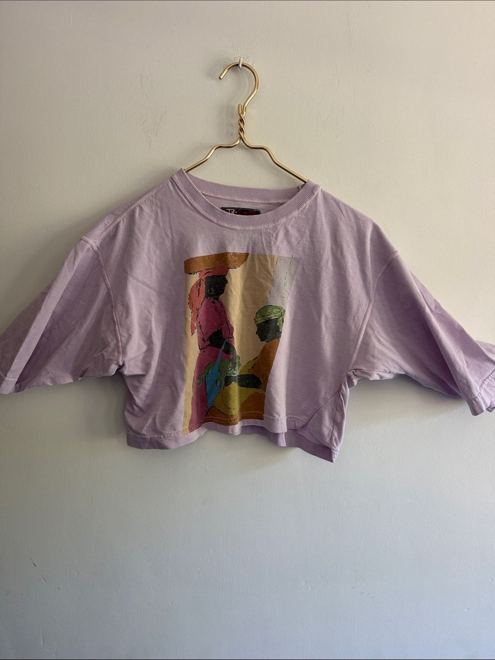 GENERRA Lilac Cropped Graphic Tee vintage!!
